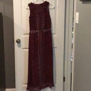 Maxi dress with lace accent